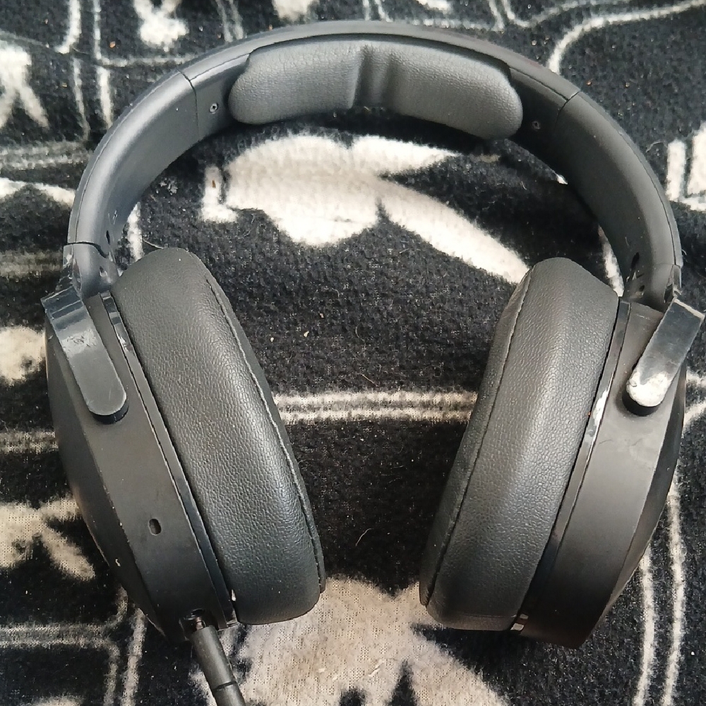 Skullcandy Black Over-Ear Headphones Hesh® ANC